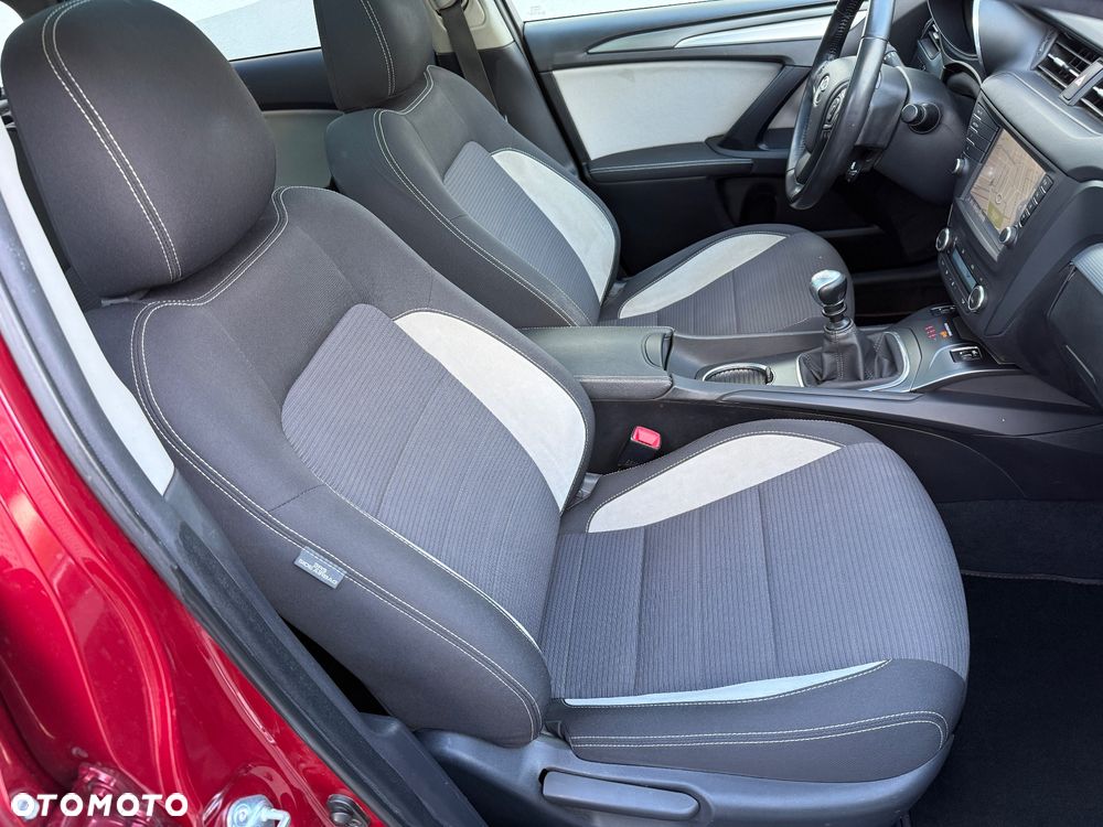 Toyota Avensis Touring Sports 1.8 Edition S+ - 13