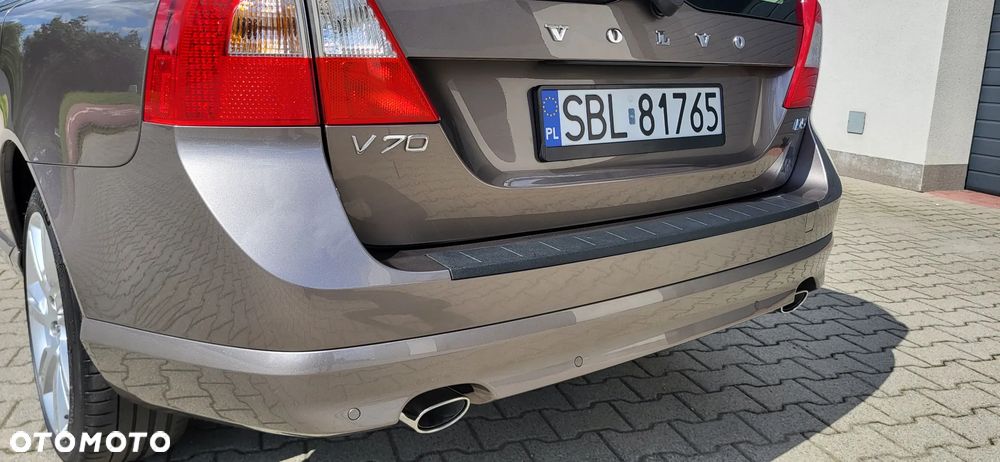 Volvo V70 D5 Geartronic Momentum - 9