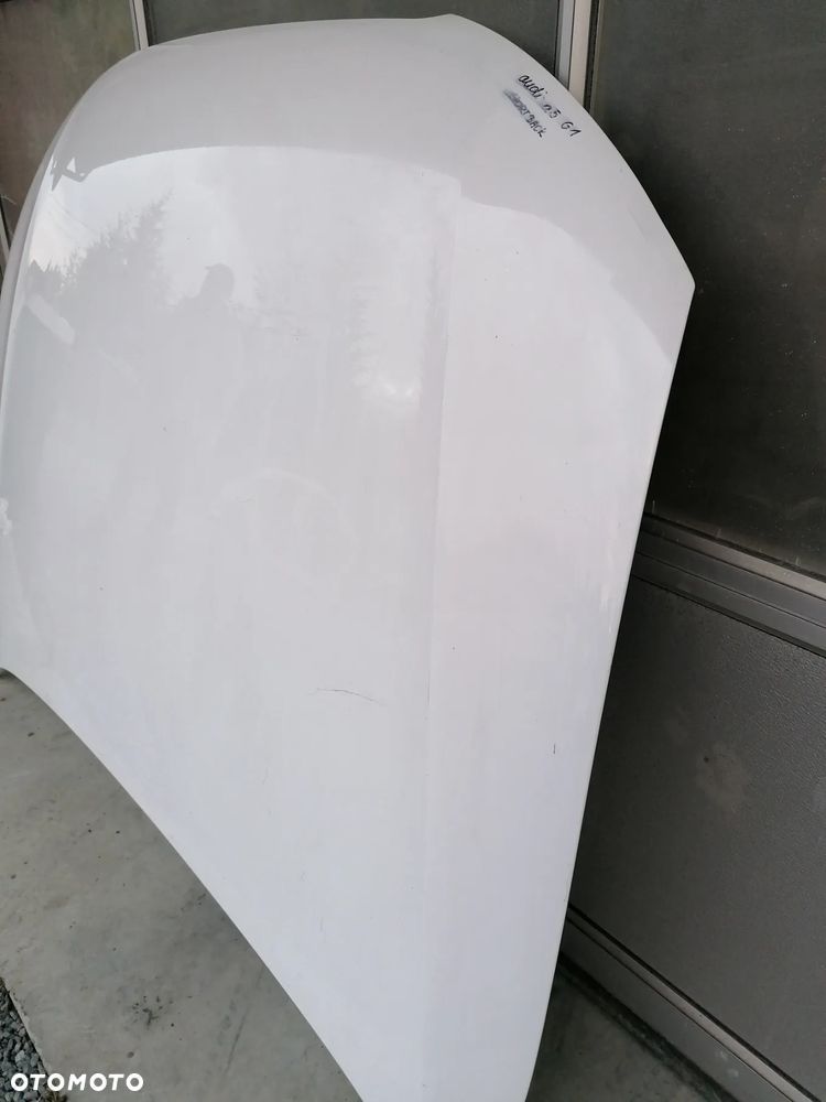 Audi A5 8T sportback maska klapa - 2