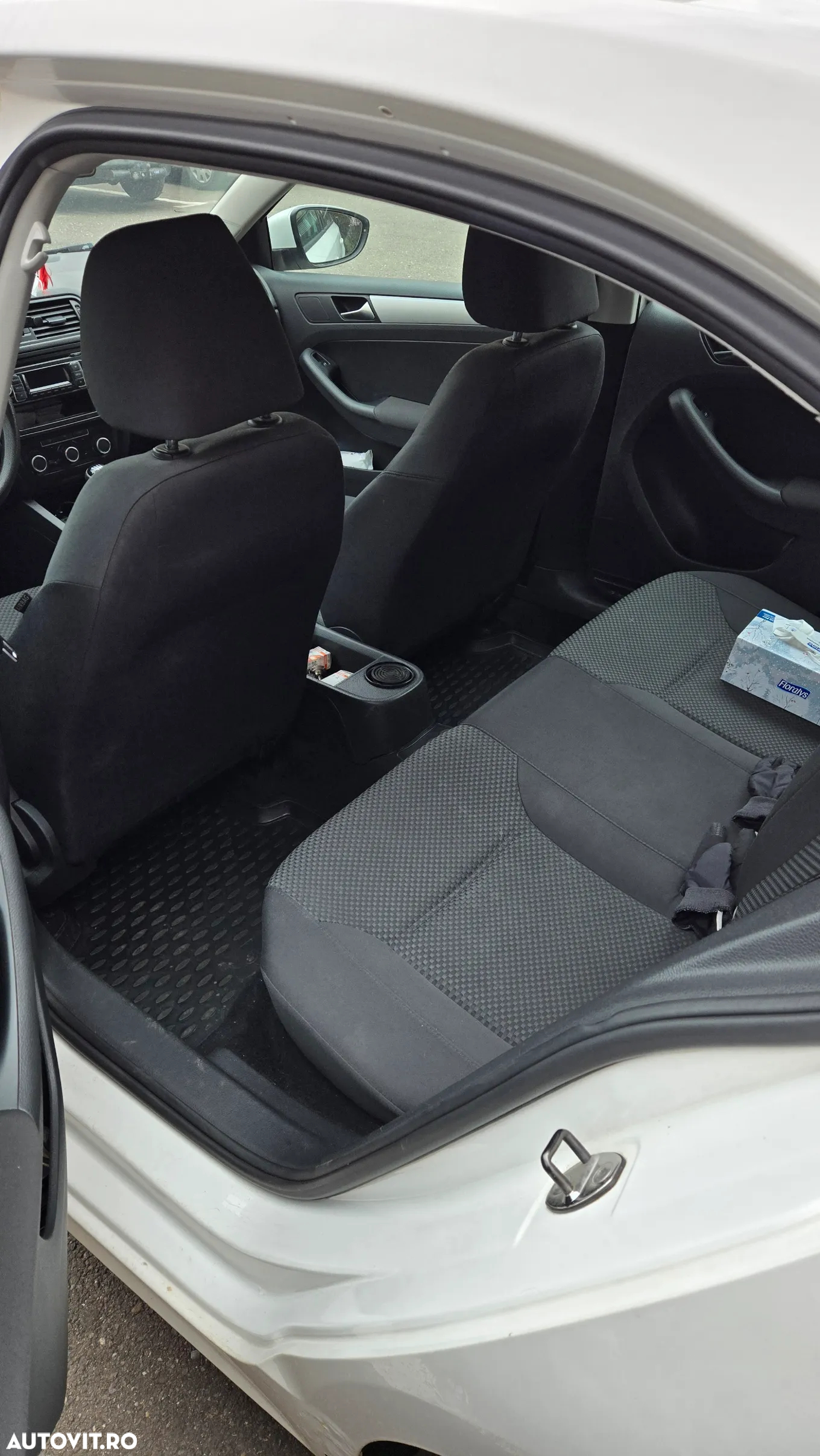 Volkswagen Jetta 1.2 TSI Trendline - 5
