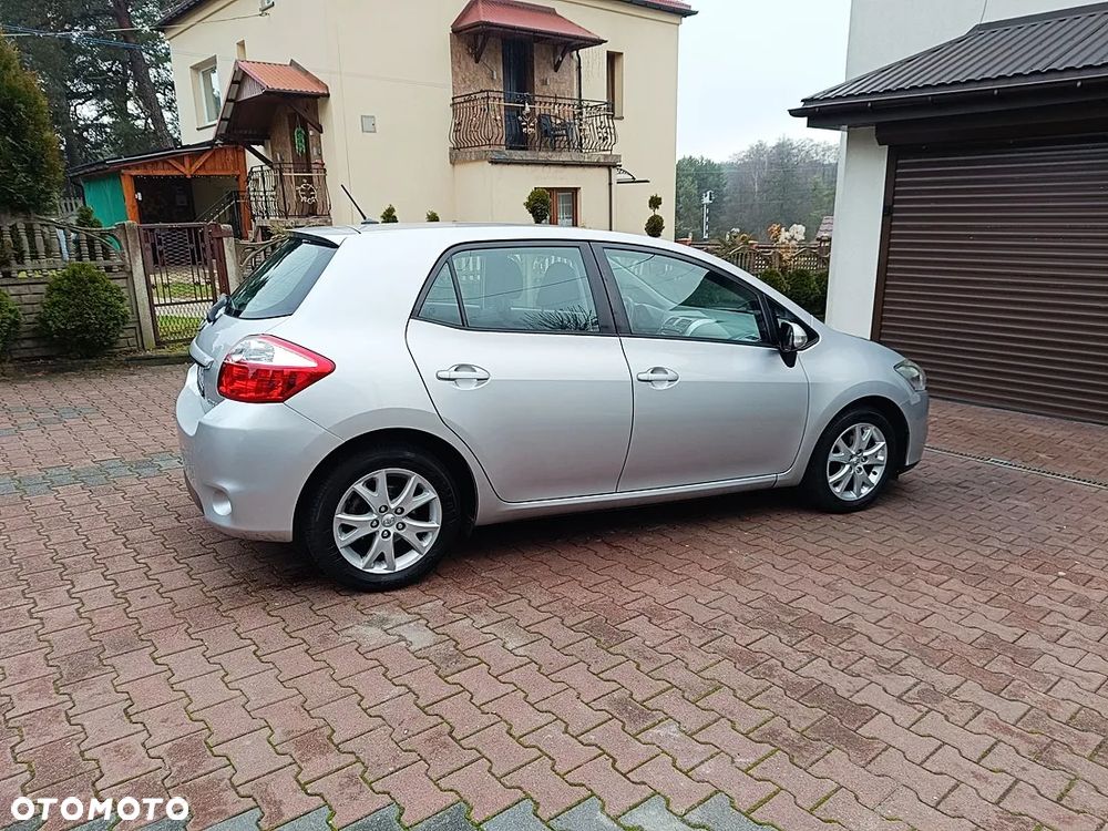 Toyota Auris 1.33 VVT-i Premium - 4