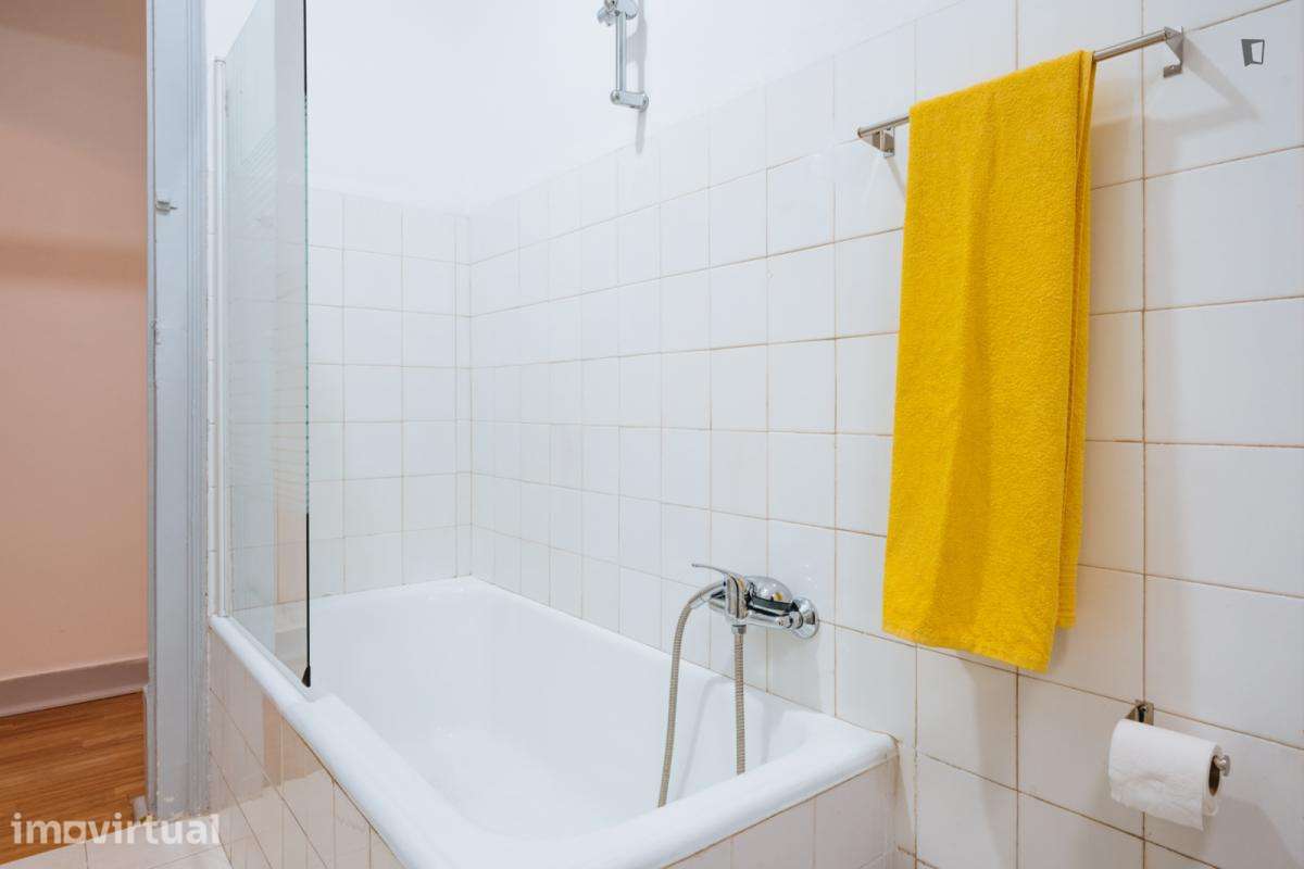 Quarto - localizado em Arroios Lisbon - Grande imagem: 4/28