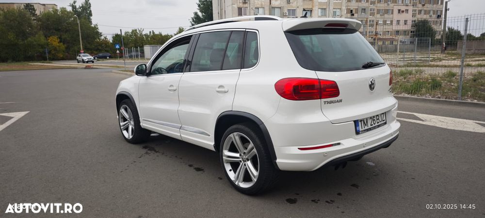 Volkswagen Tiguan - 5