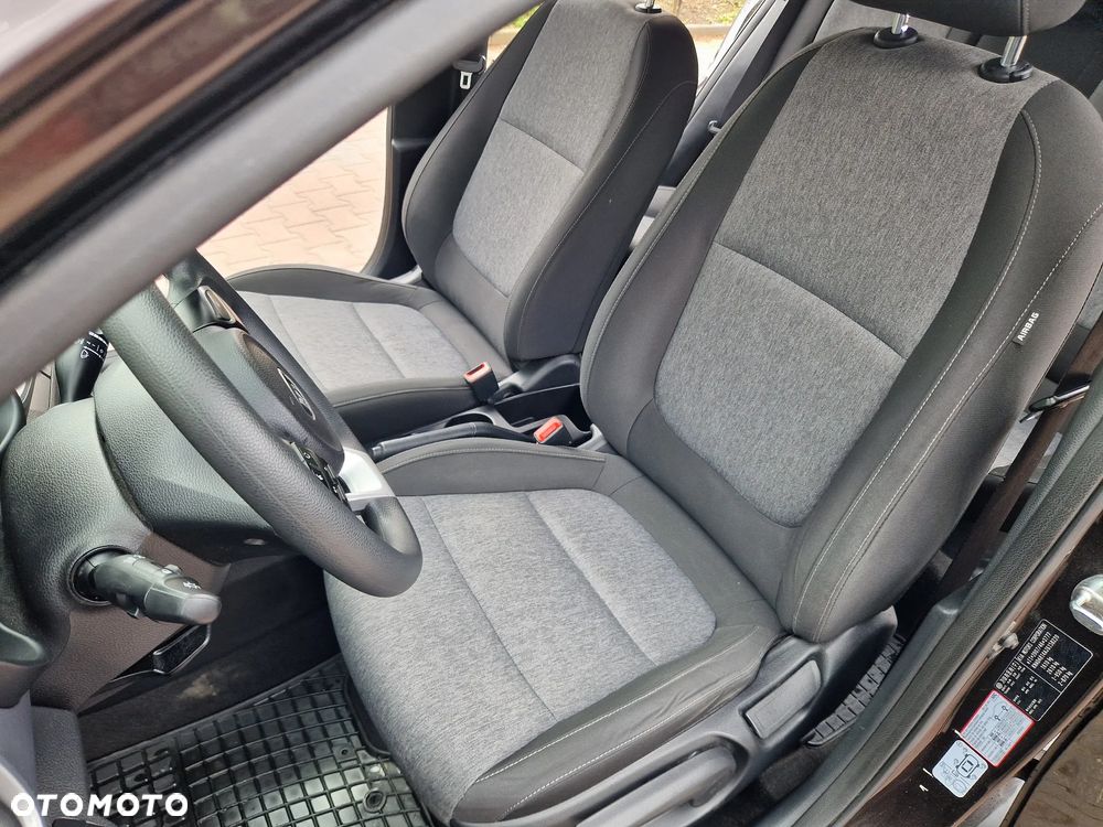Kia Stonic 1.4 L - 22