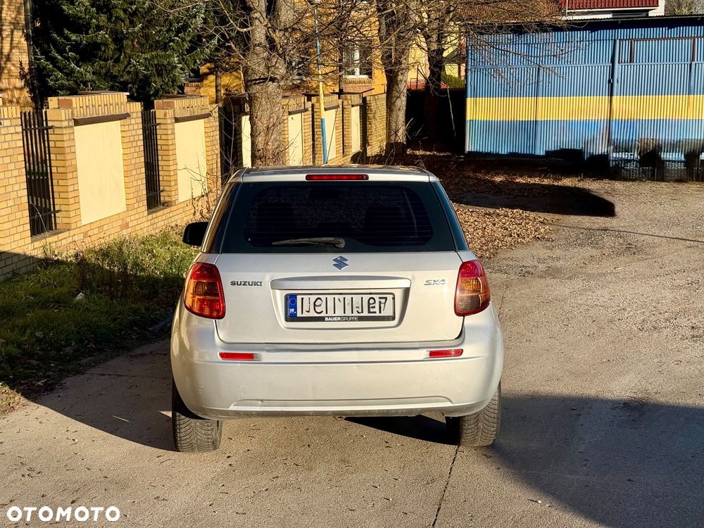 Suzuki SX4 1.9 DDiS DPF 4x2 Comfort - 6