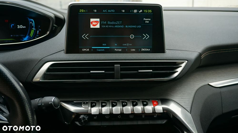 Peugeot 3008 1.6 PureTech HYbrid4 GT S&S EAT8 - 11
