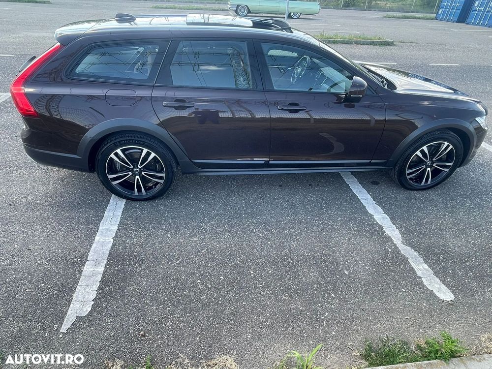 Volvo V90 D5 AWD - 12