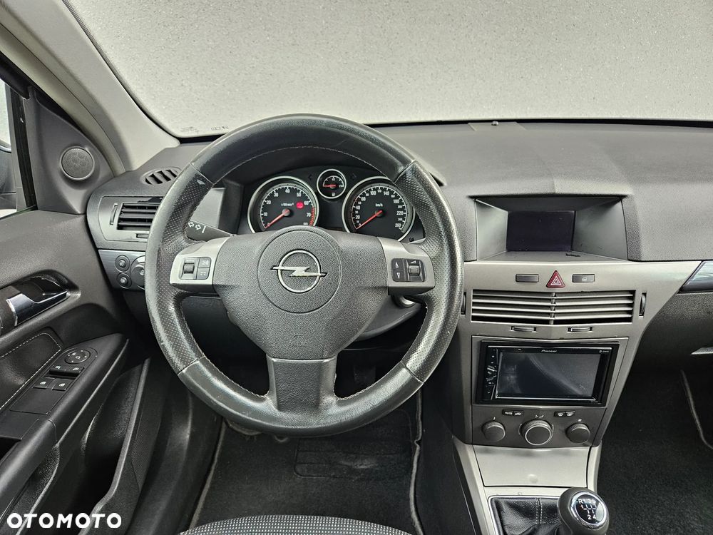 Opel Astra 1.8 Cosmo - 21