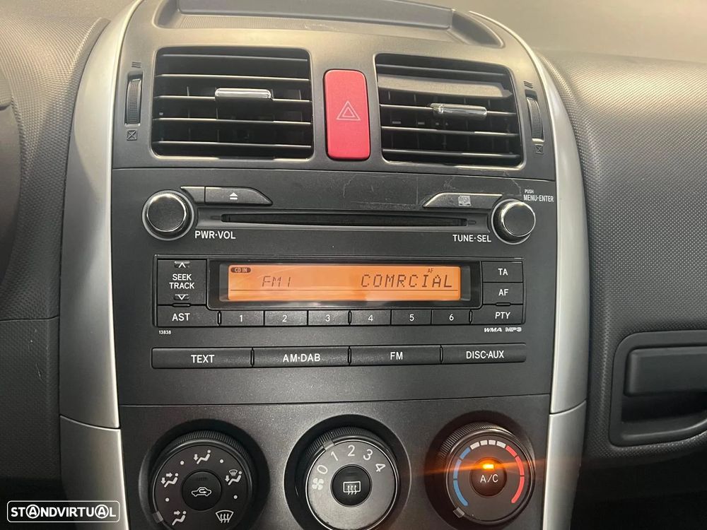 Toyota Auris 1.4 VVT-i AC - 14