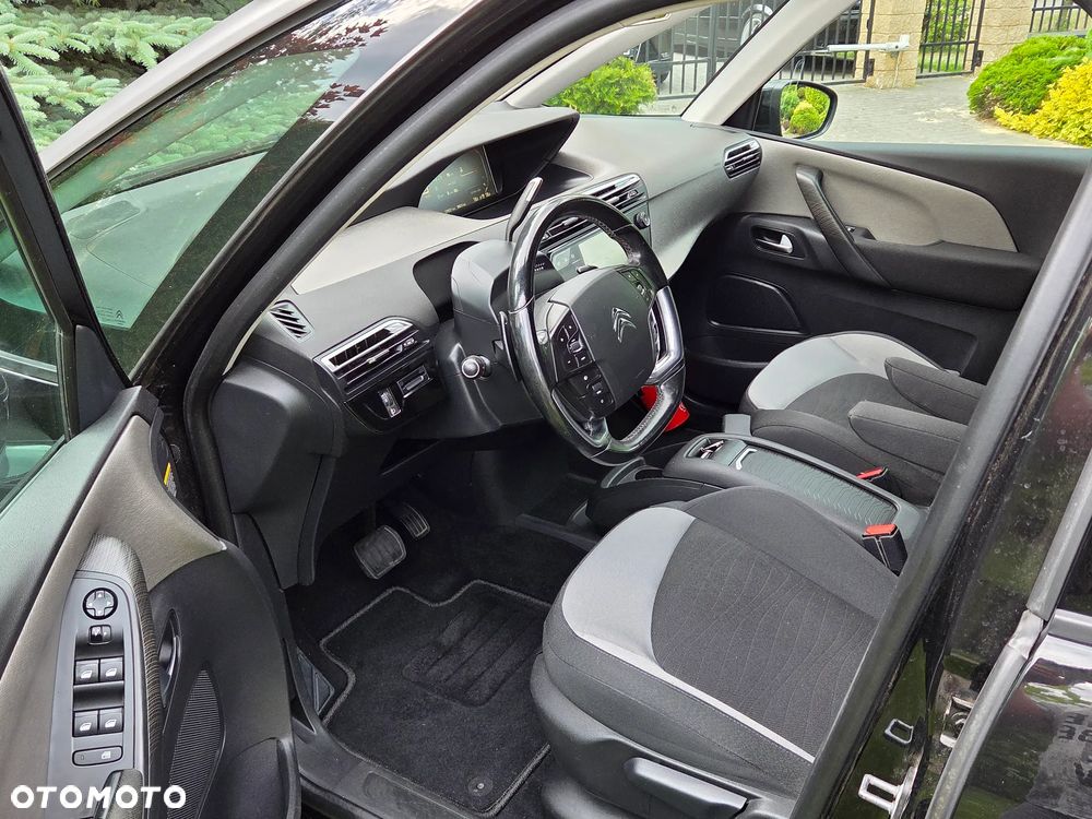 Citroën C4 Grand Picasso - 11