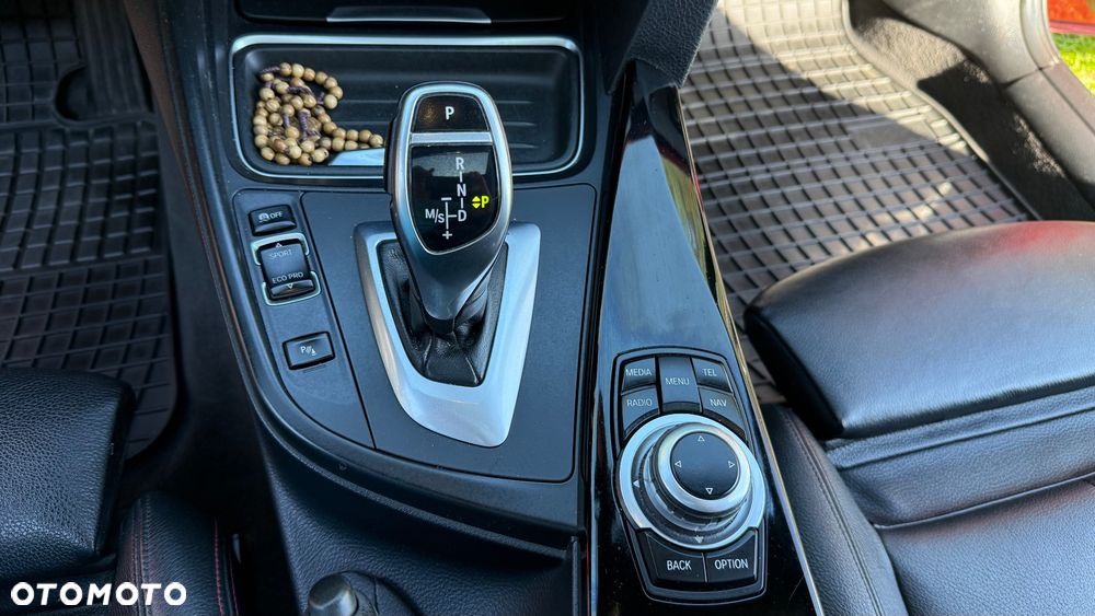 BMW Seria 3 - 22