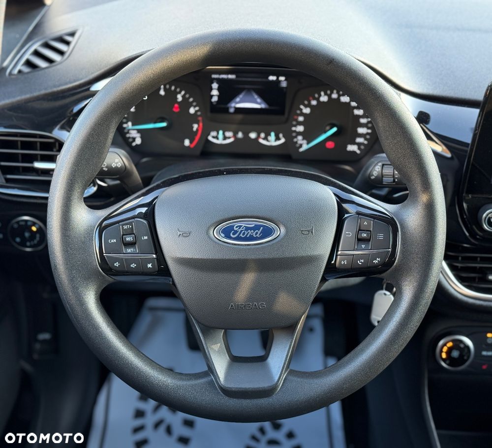 Ford Fiesta 1.1 SYNC Edition - 16