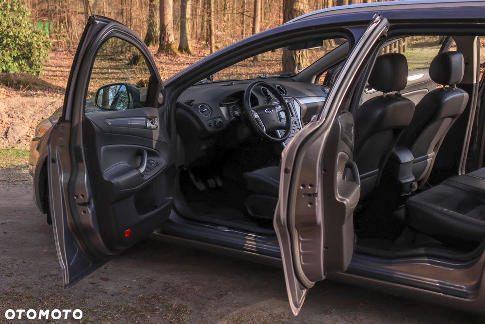 Ford Mondeo 1.6 TDCi Titanium - 21
