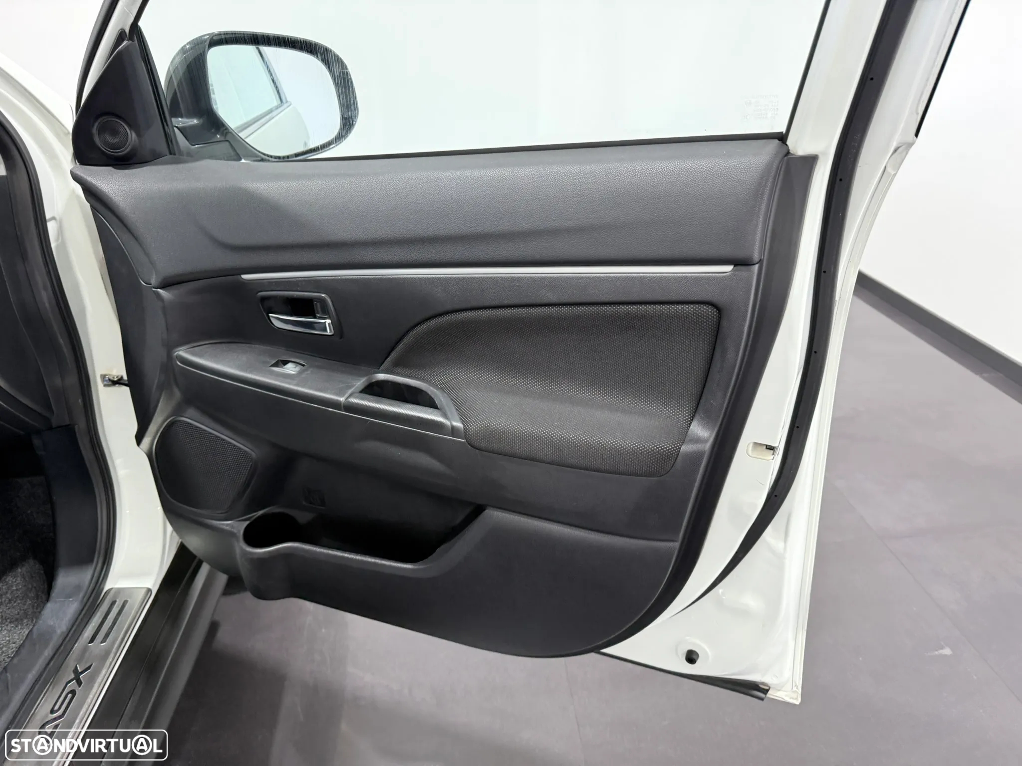 Mitsubishi ASX 1.8 DI-D Intense - 42