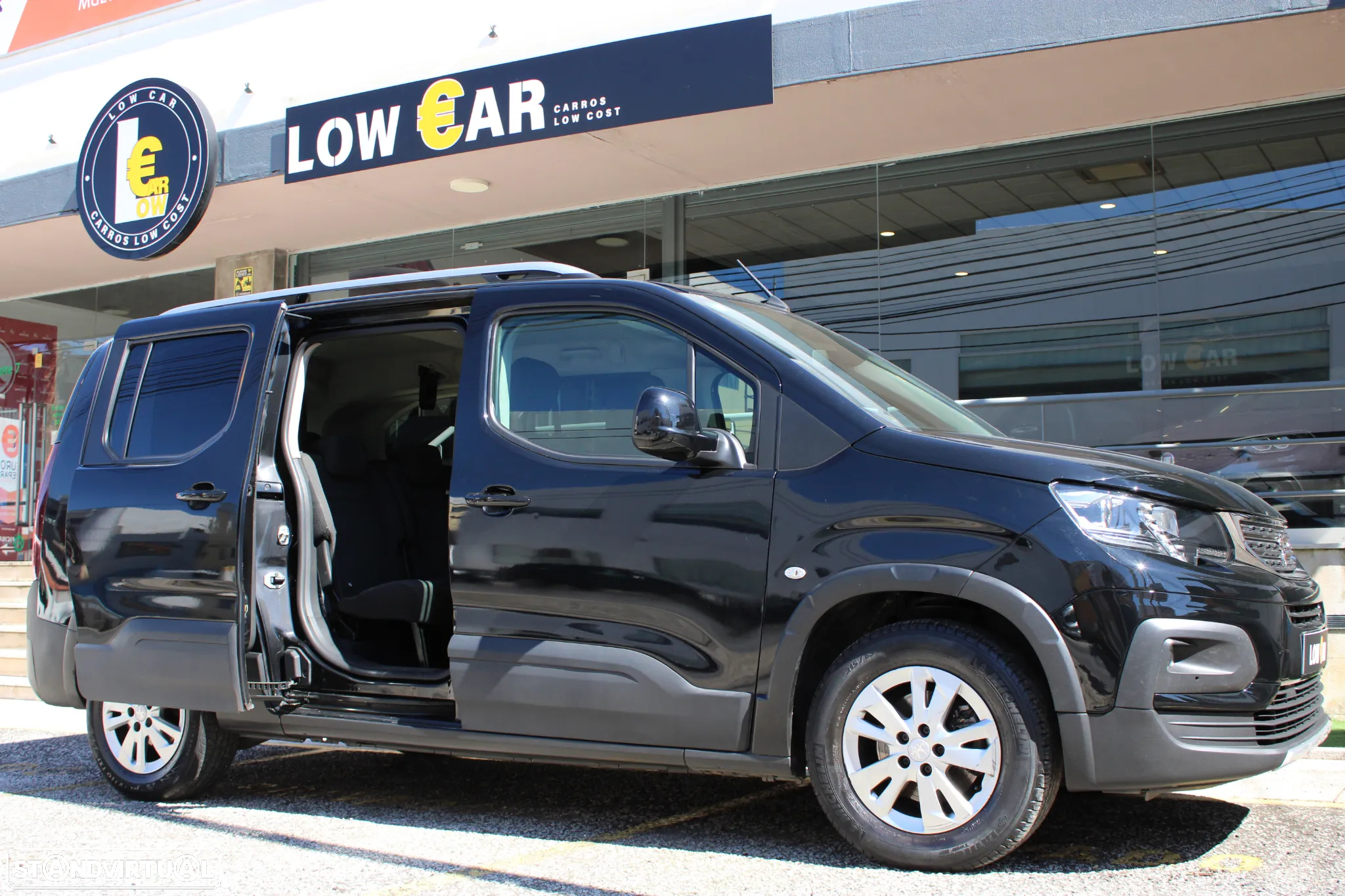 Peugeot Rifter 1.5 BlueHDi Longa Allure Pack 7L - 12