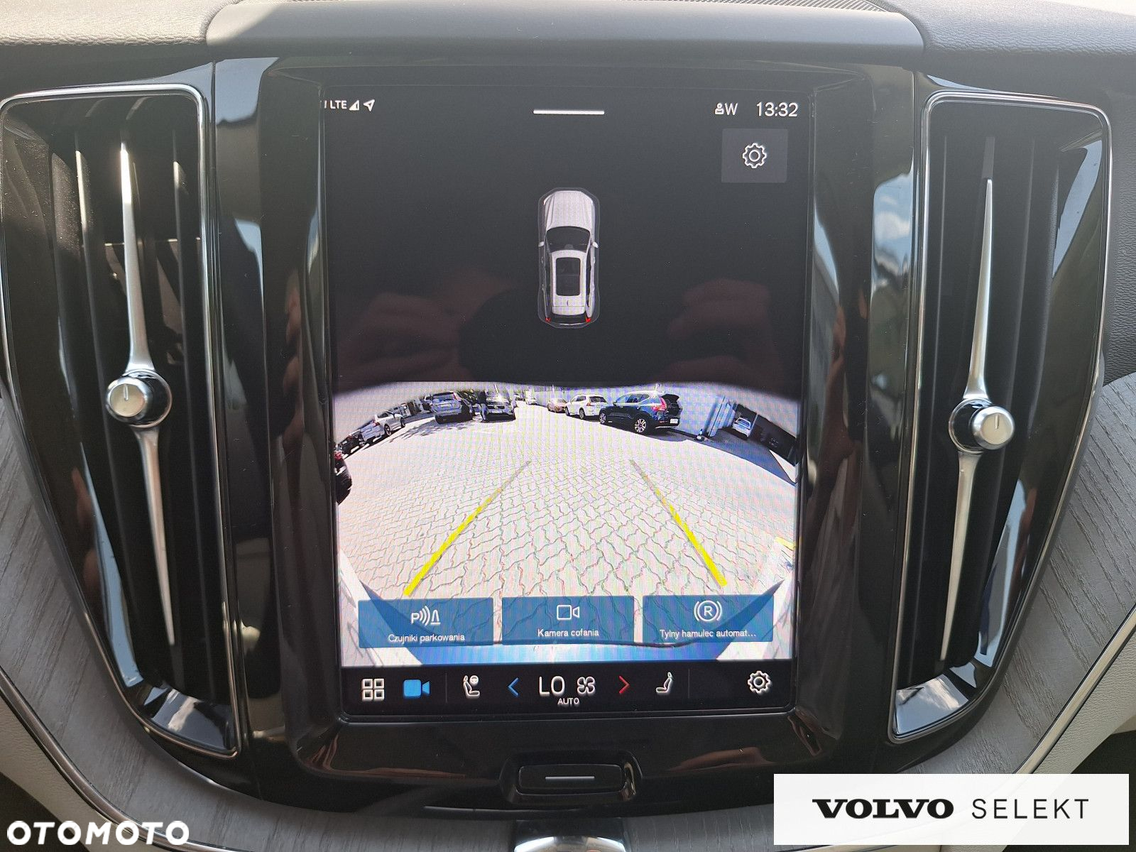 Volvo XC 60 - 23