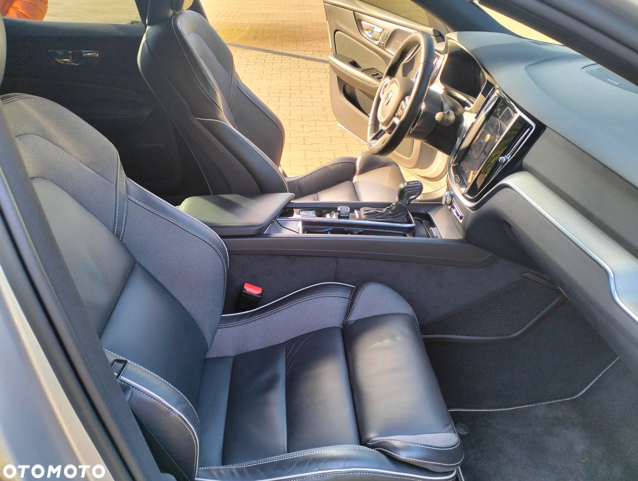 Volvo S60 T4 Geartronic RDesign - 23