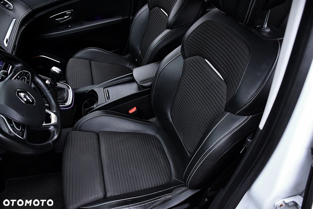 Renault Grand Scenic dCi 130 FAP Start & Stop Bose Edition - 33