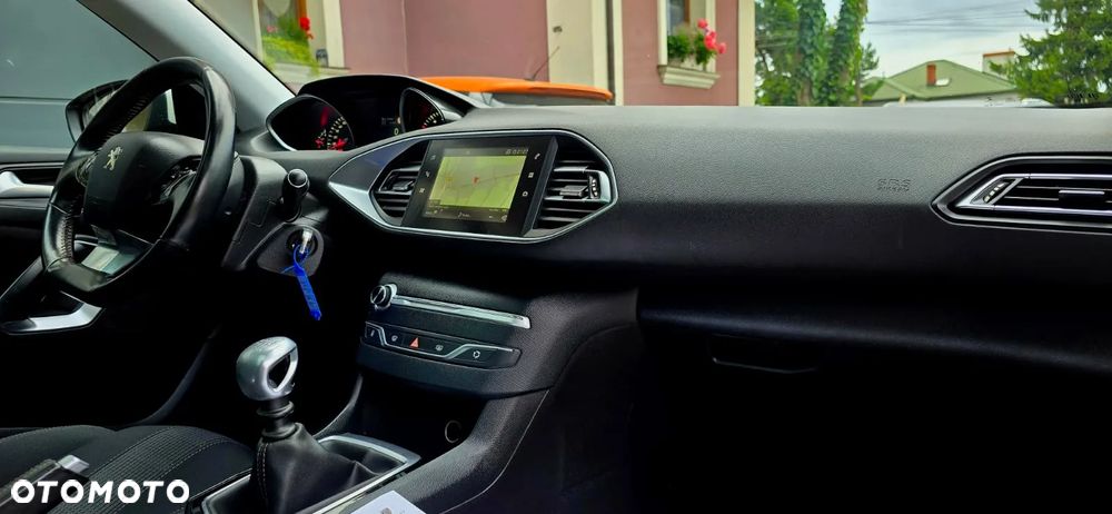 Peugeot 308 SW BlueHDi 130 Stop & Start Active Business-Paket - 16