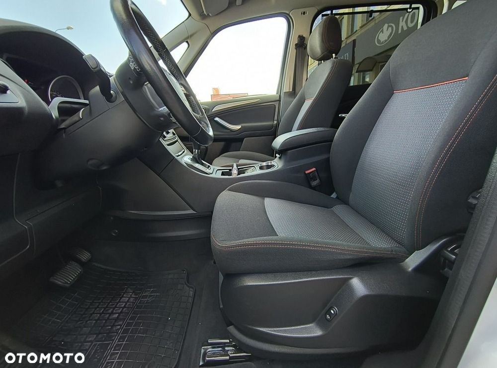 Ford Galaxy 2.0 TDCi Platinium X (Titanium) MPS6 - 12