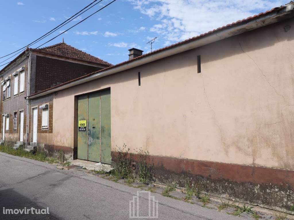 Casa Antiga + terreno - Arada - Grande imagem: 3/5