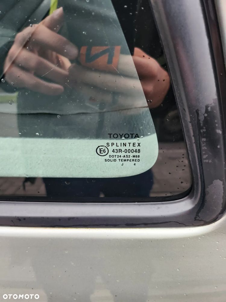 Toyota Corolla 1.6 VVT-i Sol (air6) - 31