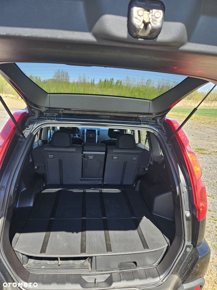 Nissan X-Trail 2.0 dCi 4x4 DPF SE - 18