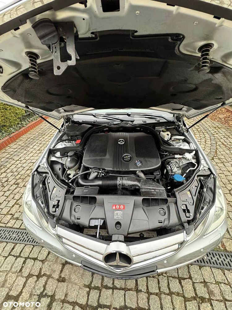 Mercedes-Benz Klasa E 220 CDI DPF Coupe BlueEFFICIENCY 7G-TRONIC Avantgarde - 11