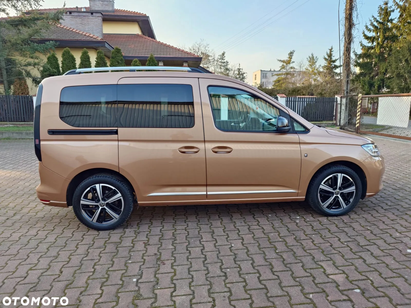 Volkswagen Caddy 2.0 TDI Style DSG - 8