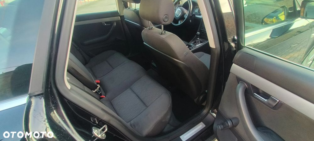 Audi A4 Avant 2.0 TDI - 18