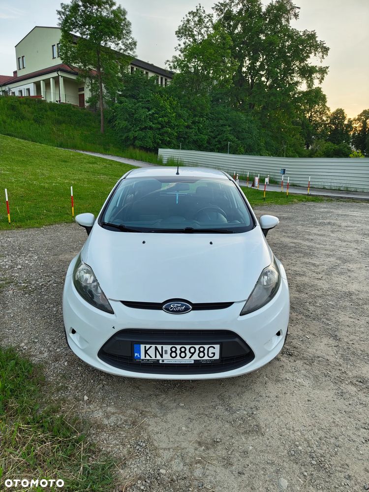 Ford Fiesta 1.4 TDCi Ambiente - 4