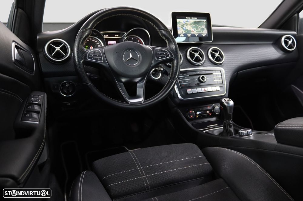 Mercedes-Benz A 180 CDI (BlueEFFICIENCY) Urban - 4