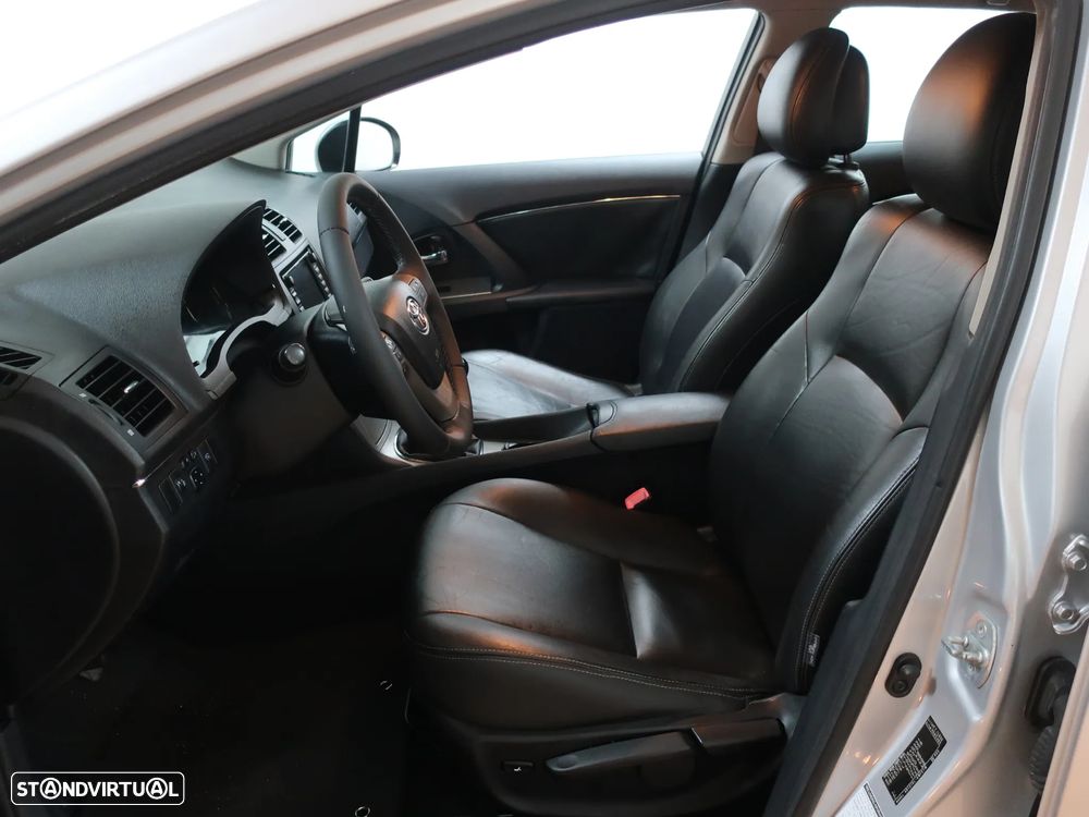 Toyota Avensis SW 2.0 D-4D Exclusive +Pele+GPS - 20