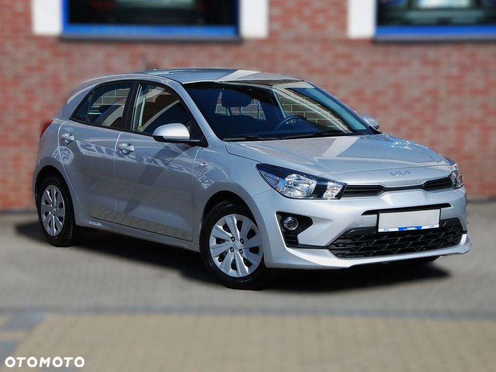 Kia Rio - 23