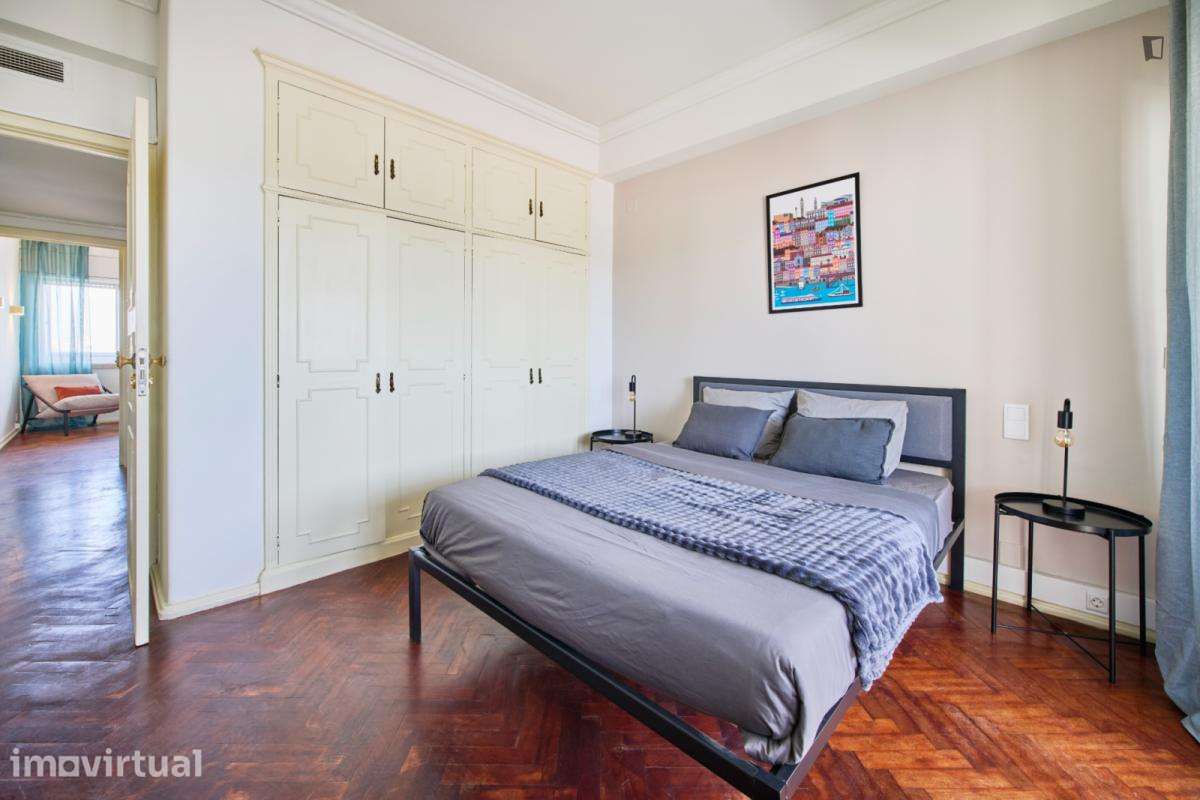 Quarto - localizado em Roma-Areeiro Lisbon - Grande imagem: 5/60