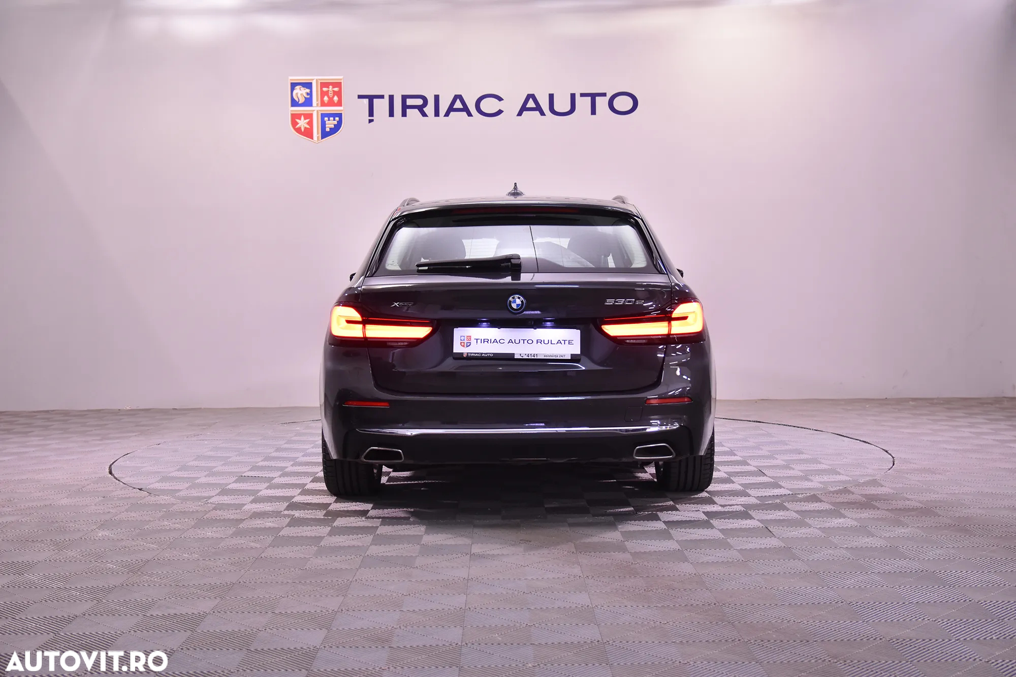 BMW Seria 5 530e xDrive AT PHEV - 4