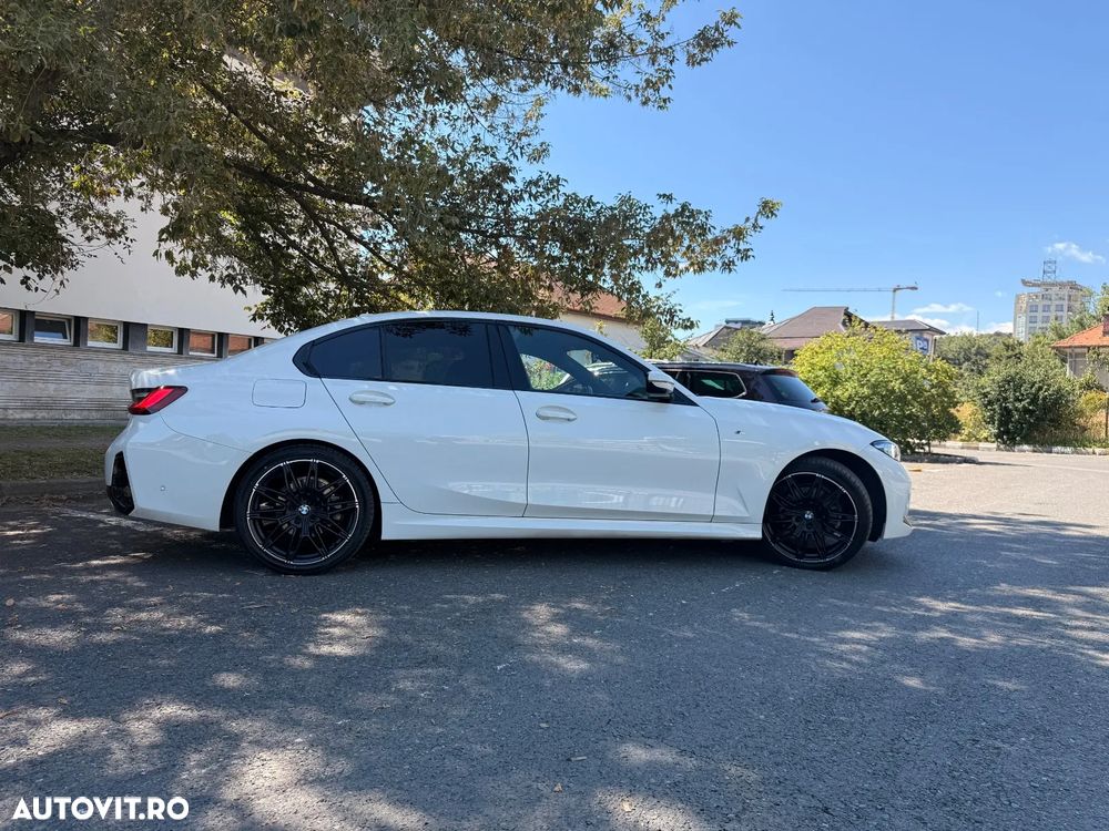 BMW Seria 3 320i Aut. Edition M Sport Shadow - 26