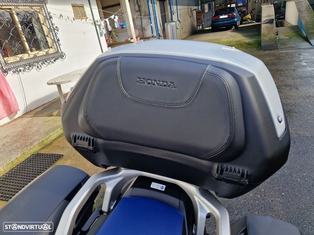 Honda Transalp XL 750 - 27