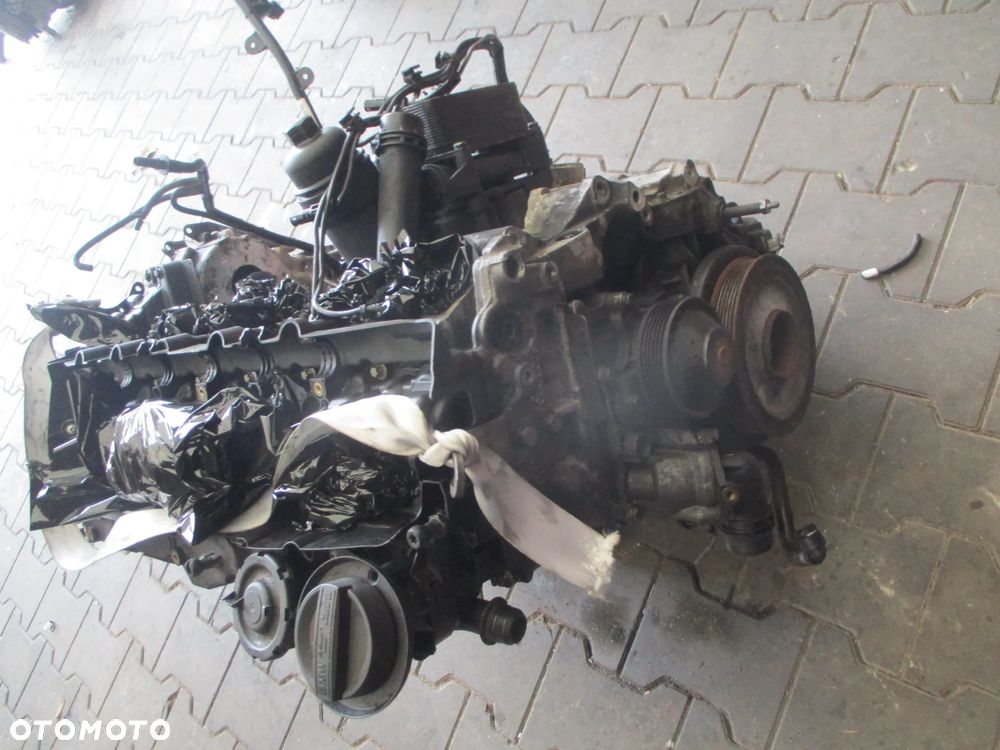 BMW F10 F15 F16 2013-2018 SILNIK 3.0D 313KM BLOK GŁOWICA N57D30B - 4
