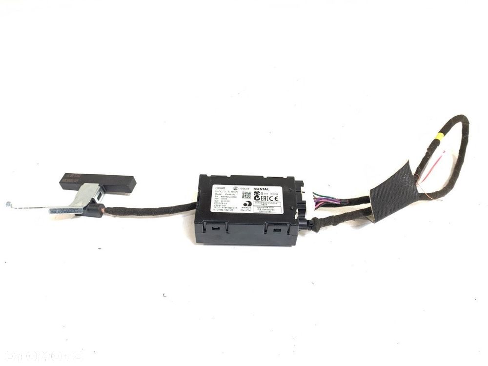 WZMACNIACZ ANTENY  MITSUBISHI OUTLANDER III (GG_W, GF_W, ZJ, ZL, ZK) 2010 - 2022 2.0 Hybrid 4WD - 1