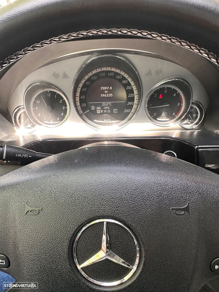 Mercedes-Benz E 250 CDI Avantgarde BE Auto. - 16