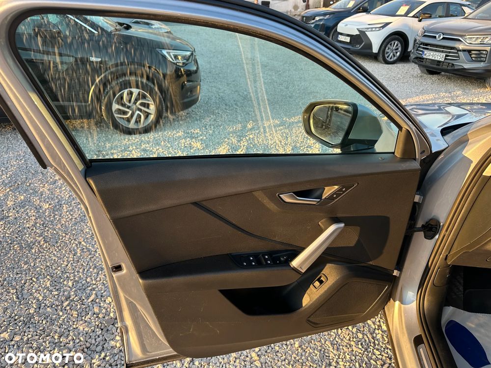 Audi Q2 35 TFSI S tronic - 14