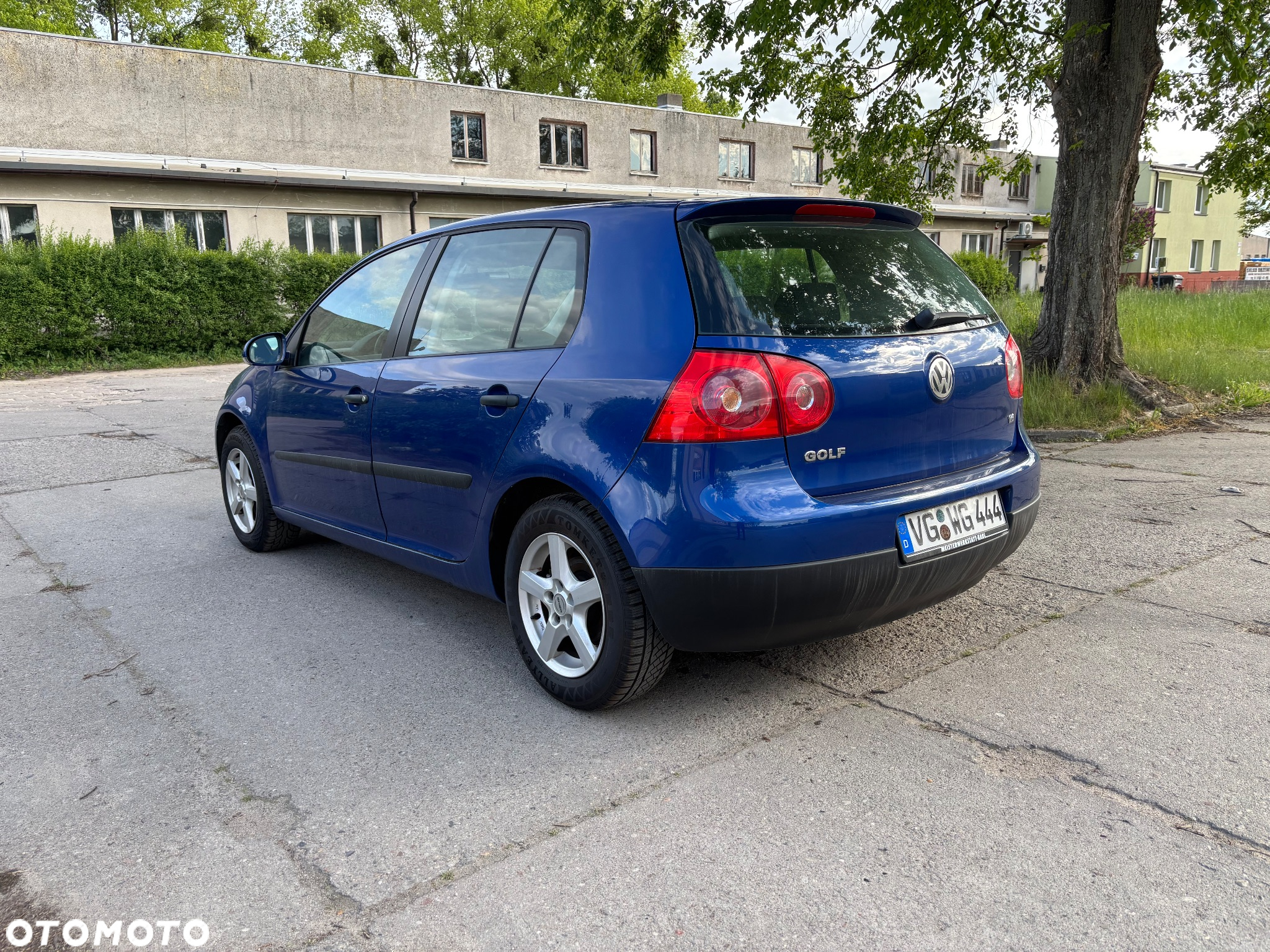 Volkswagen Golf 1.6 Comfortline - 4