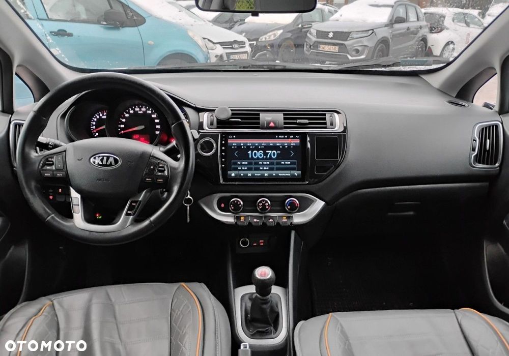 Kia Rio - 7