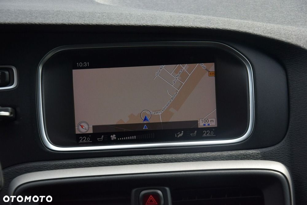 Volvo V40 D2 Momentum - 34