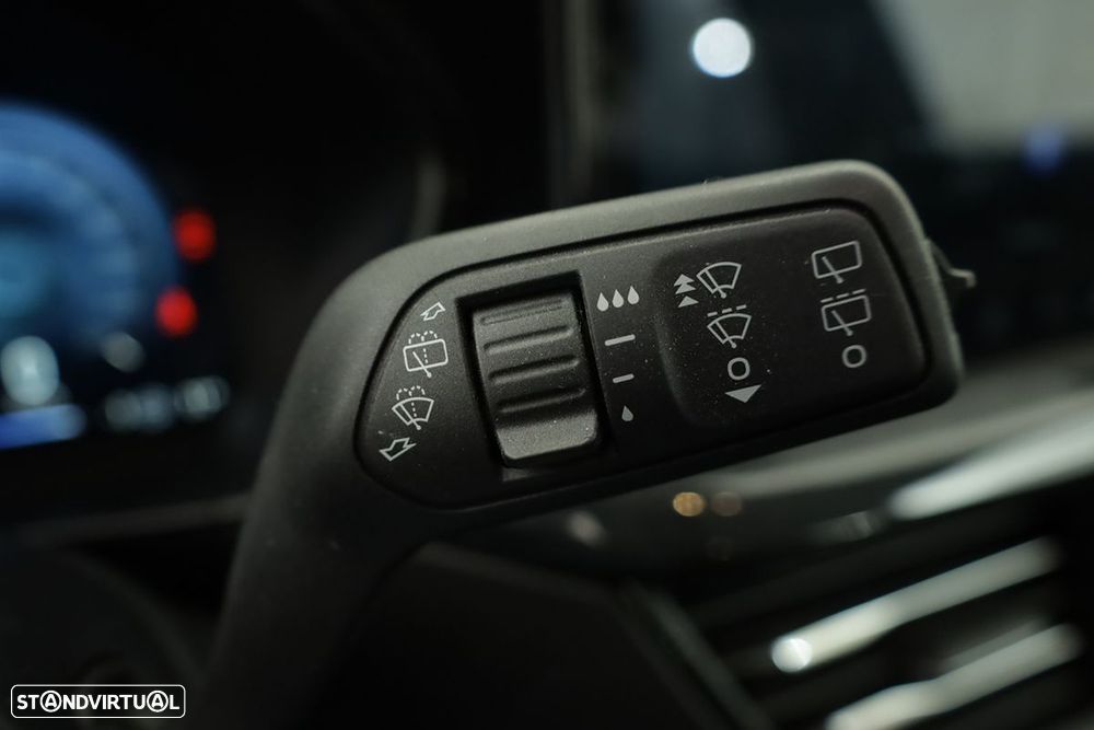 Ford Focus SW 1.0 EcoBoost MHEV ST-Line X Aut. - 18