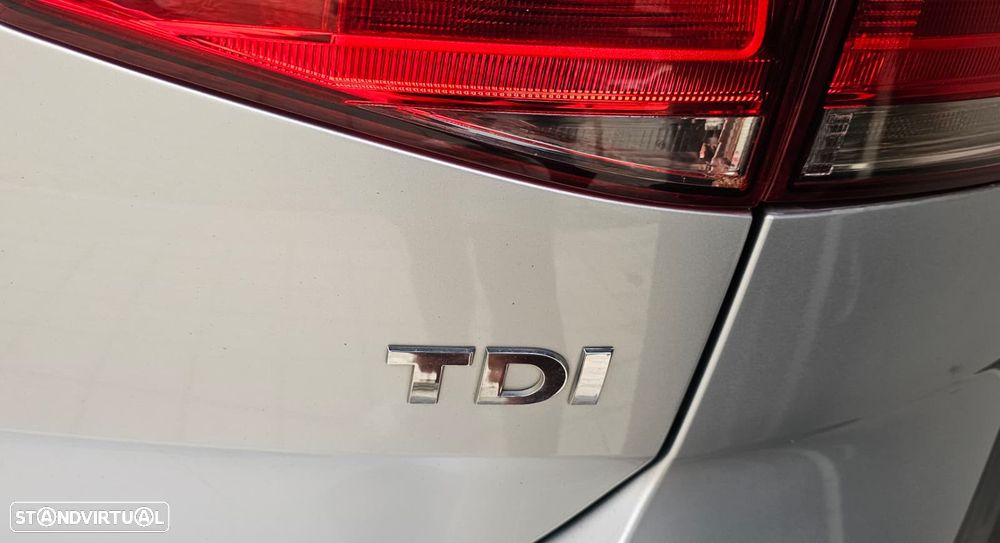 VW Golf 1.6 TDi BlueMotion Trendline - 24