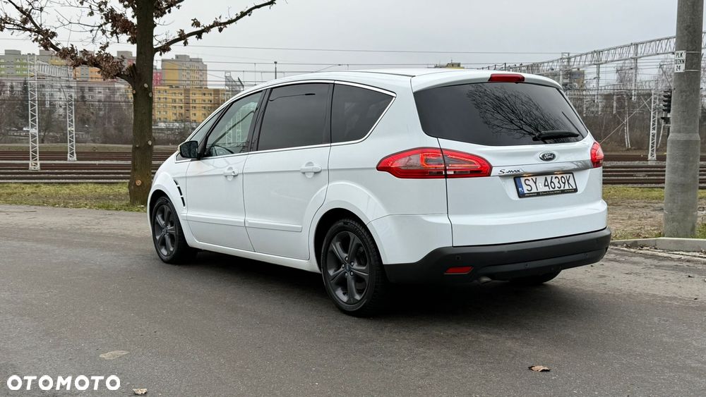 Ford S-Max 2.0 TDCi DPF Titanium - 11