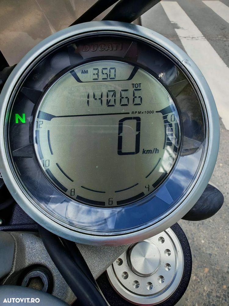 Ducati Scrambler - 10