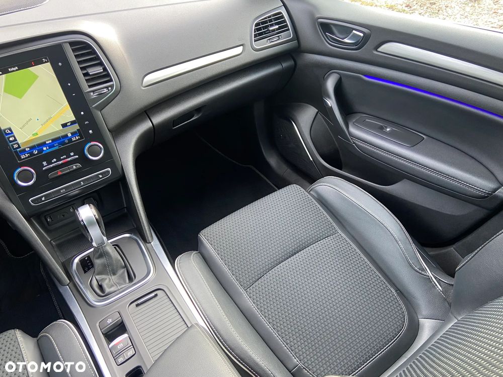 Renault Megane BLUE dCi 115 EDC BOSE EDITION - 22